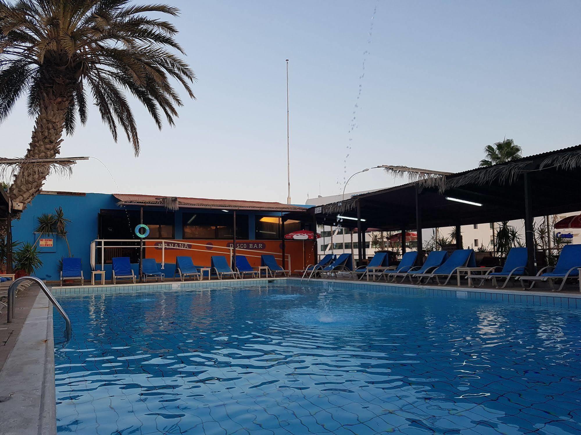 Kkaras Hotel 3 Star Agia Napa Buitenkant foto