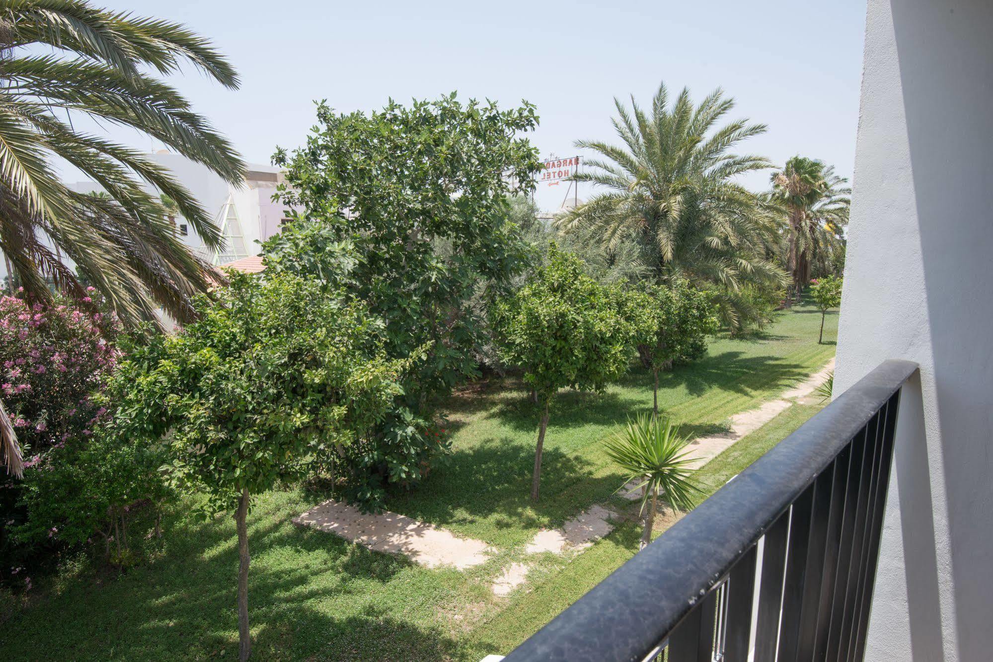 Kkaras Hotel 3 Star Agia Napa Buitenkant foto