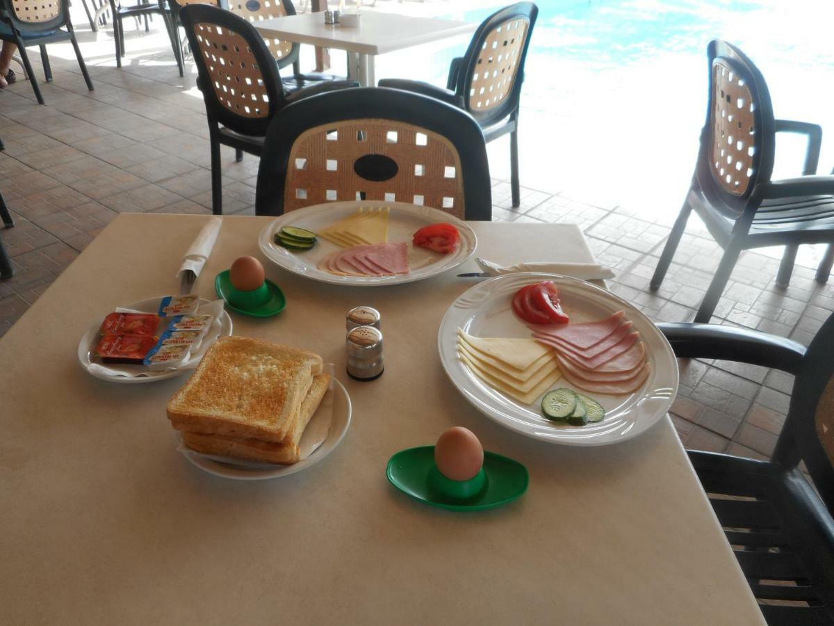 Kkaras Hotel 3 Star Agia Napa Buitenkant foto